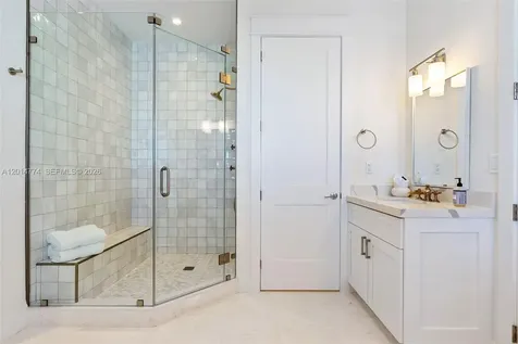 142 Guilford Court Tavernier FL 33070