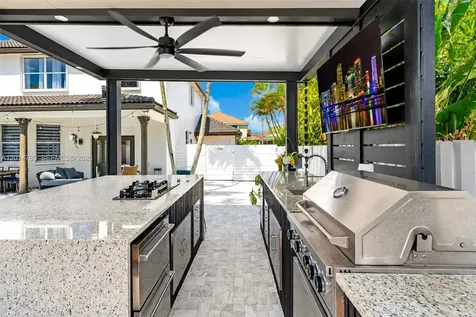 2383 SW 181st Terrace Miramar FL 33029