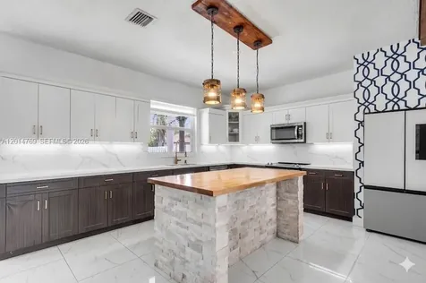 2383 SW 181st Terrace Miramar FL 33029