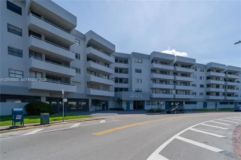 7300 Wayne Avenue Miami Beach FL 33141