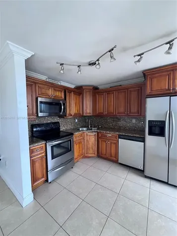 7300 Wayne Avenue Miami Beach FL 33141