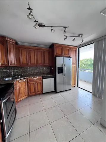 7300 Wayne Avenue Miami Beach FL 33141
