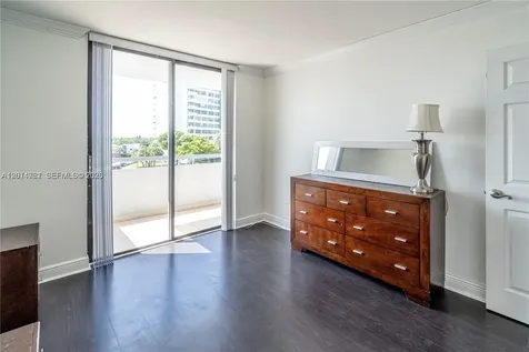 7300 Wayne Avenue Miami Beach FL 33141