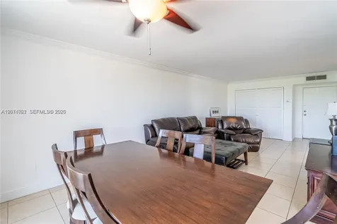 7300 Wayne Avenue Miami Beach FL 33141