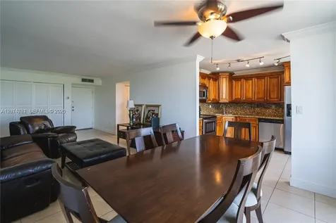 7300 Wayne Avenue Miami Beach FL 33141
