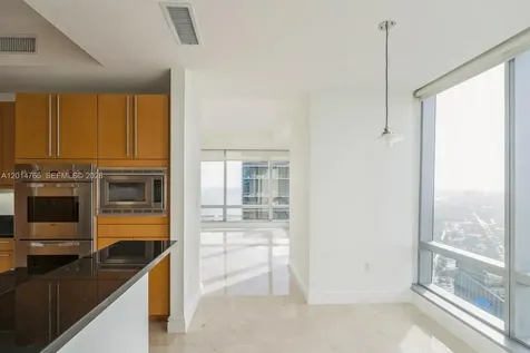 1425 Brickell Avenue Miami FL 33131