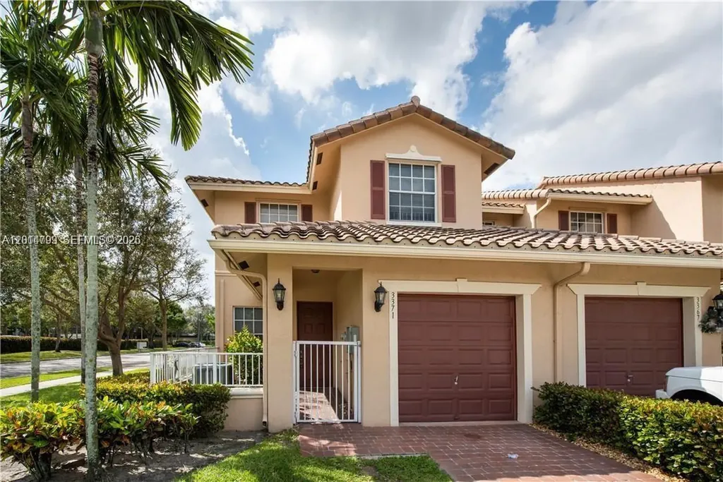 3371 Lakeside Drive Davie FL 33328