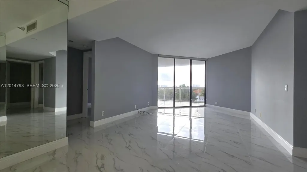 3610 Yacht Club Drive Aventura FL 33180