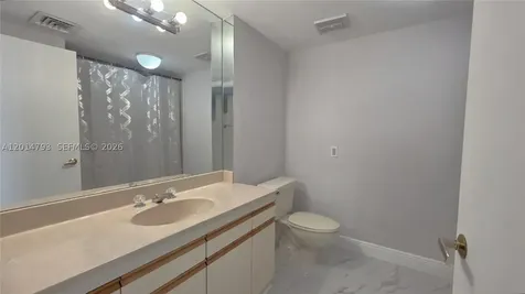3610 Yacht Club Drive Aventura FL 33180