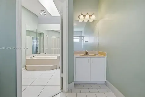 14941 SW 45th Terrace Miami FL 33185