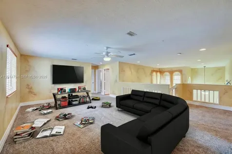 1580 SW 164th Avenue Pembroke Pines FL 33027