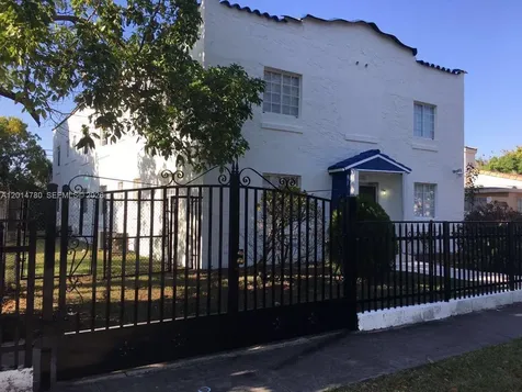 1609 SW 14th Street Miami FL 33145