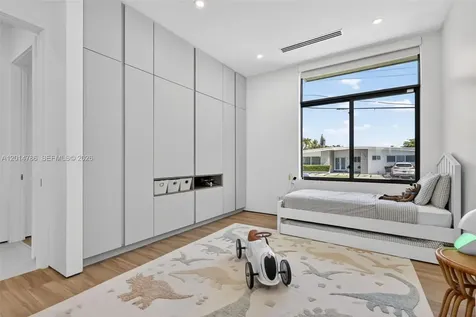 1830 NE 193rd Street Miami FL 33179