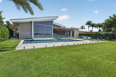 1830 NE 193rd Street Miami FL 33179