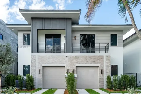 2745 SW 23 Terrace Miami FL 33145
