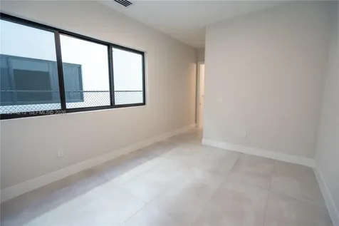2745 SW 23 Terrace Miami FL 33145