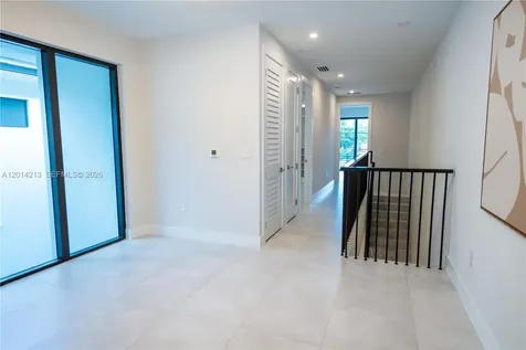 2745 SW 23 Terrace Miami FL 33145