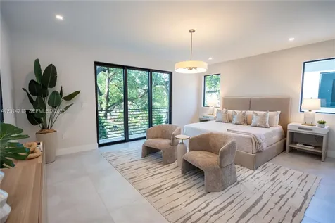 2745 SW 23 Terrace Miami FL 33145