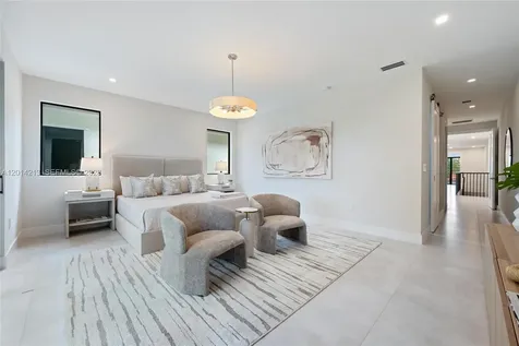 2745 SW 23 Terrace Miami FL 33145