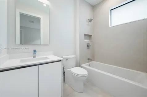 2745 SW 23 Terrace Miami FL 33145