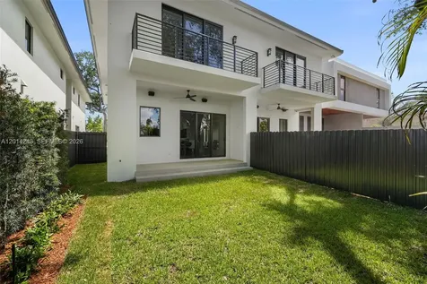 2745 SW 23 Terrace Miami FL 33145