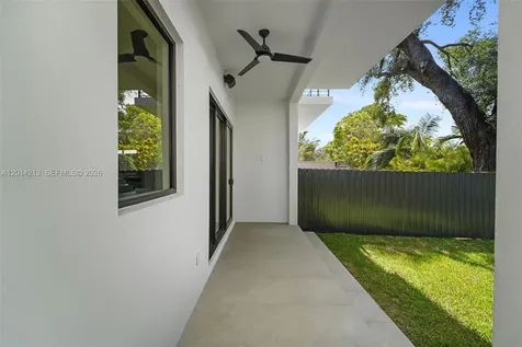 2745 SW 23 Terrace Miami FL 33145