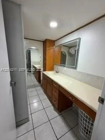 114 Lone Pine Drive Hallandale Beach FL 33009