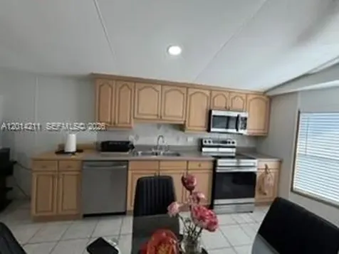 114 Lone Pine Drive Hallandale Beach FL 33009