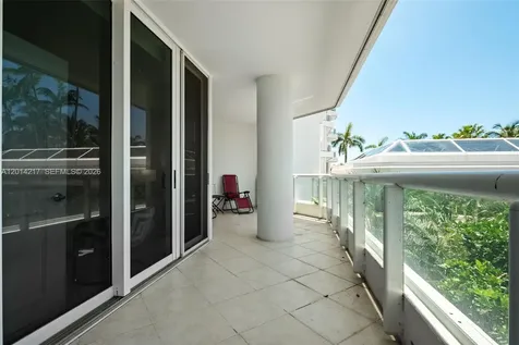 21050 Point Place Aventura FL 33180