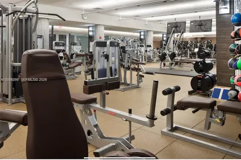 21050 Point Place Aventura FL 33180