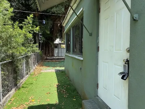 4761 NW 11th Avenue Miami FL 33127
