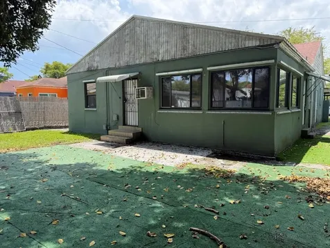4761 NW 11th Avenue Miami FL 33127