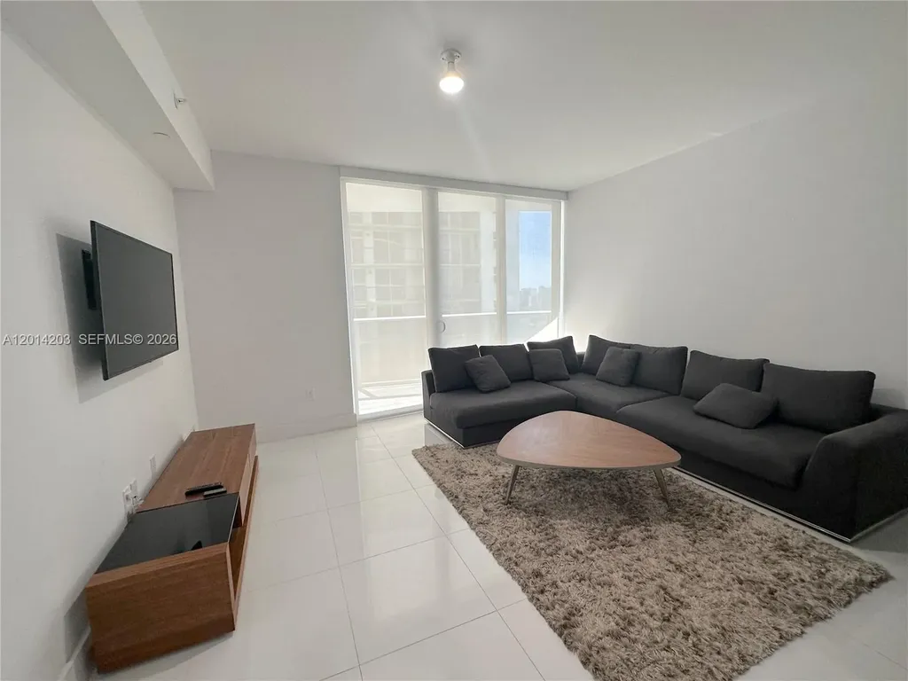488 NE 18th Street Miami FL 33132