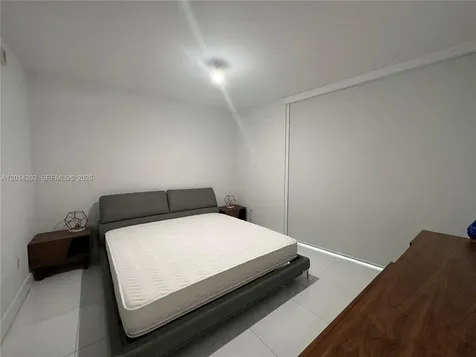 488 NE 18th Street Miami FL 33132