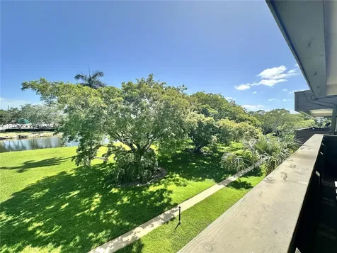 8335 SW 72nd Avenue Miami FL 33143