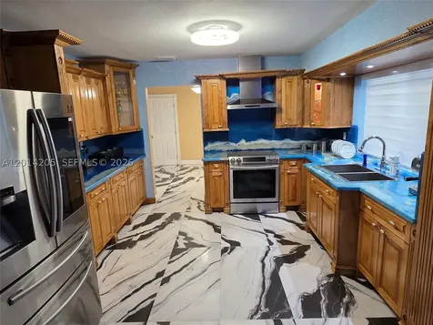 5240 SW 10th Court Plantation FL 33317