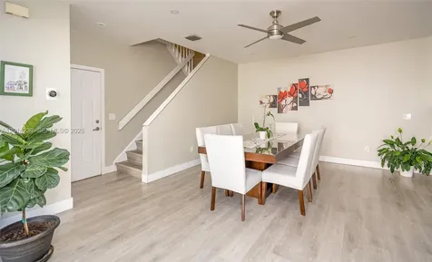 Pembroke Pines FL 33028