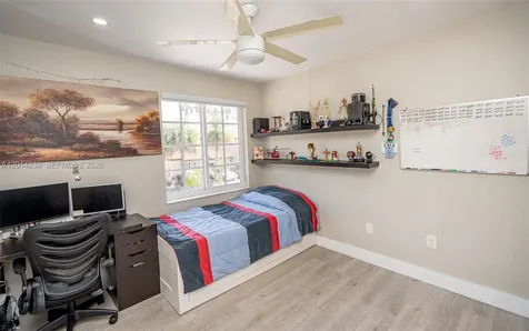 Pembroke Pines FL 33028