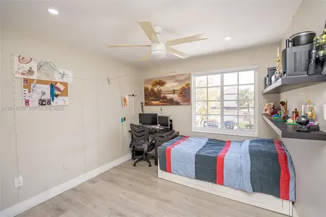 Pembroke Pines FL 33028