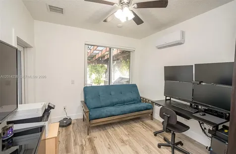 Pembroke Pines FL 33028