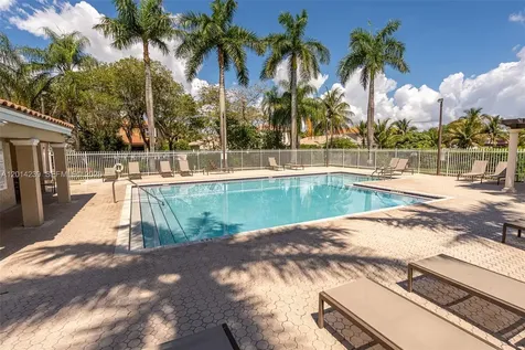 Pembroke Pines FL 33028