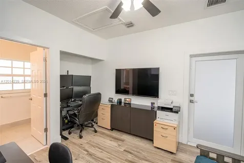 Pembroke Pines FL 33028