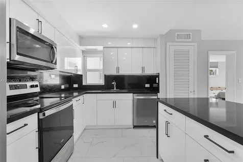1075 93rd Street Bay Harbor Islands FL 33154