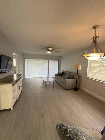 6070 NW 64th Avenue Tamarac FL 33319