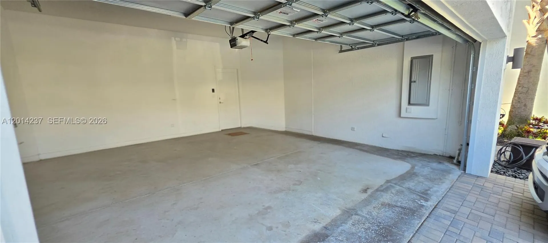 4971 Whispering Way Fort Lauderdale FL 33312