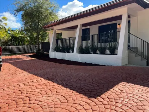 6150 SW 16th Street West Miami FL 33155
