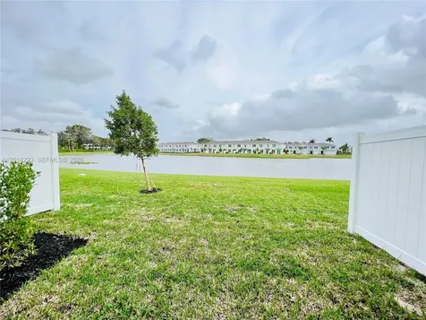 6923 Harbours Edge Avenue Lake Worth FL 33467