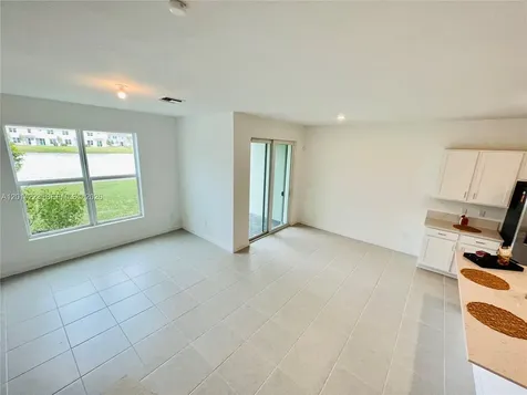 6923 Harbours Edge Avenue Lake Worth FL 33467