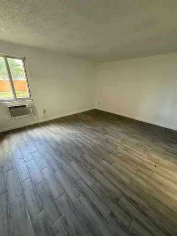 7010 NW 186th Street Hialeah FL 33015
