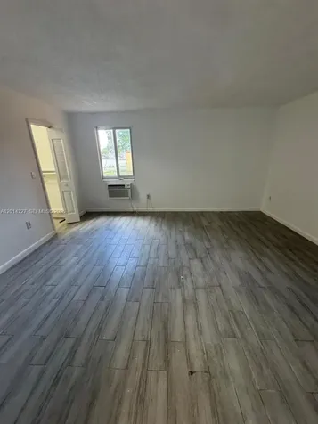 7010 NW 186th Street Hialeah FL 33015
